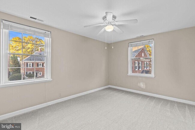 Building Photo - 3441 S Stafford St