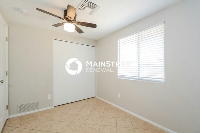 Building Photo - 4 Bedroom Pet-Friendly Home in Tucson, AZ ...