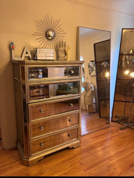 Building Photo - 8650 Olin St