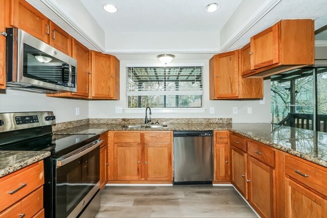 Building Photo - 1406 Mayweather Ln