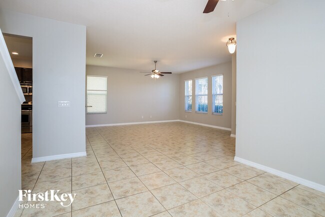 Building Photo - 5123 Northlawn Way