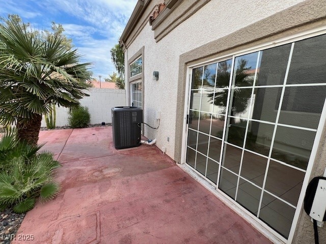 Building Photo - 380 Seine Way