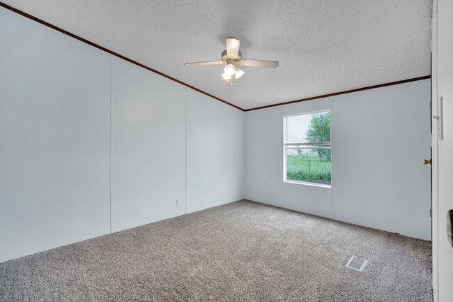 Building Photo - 110 Private Rd