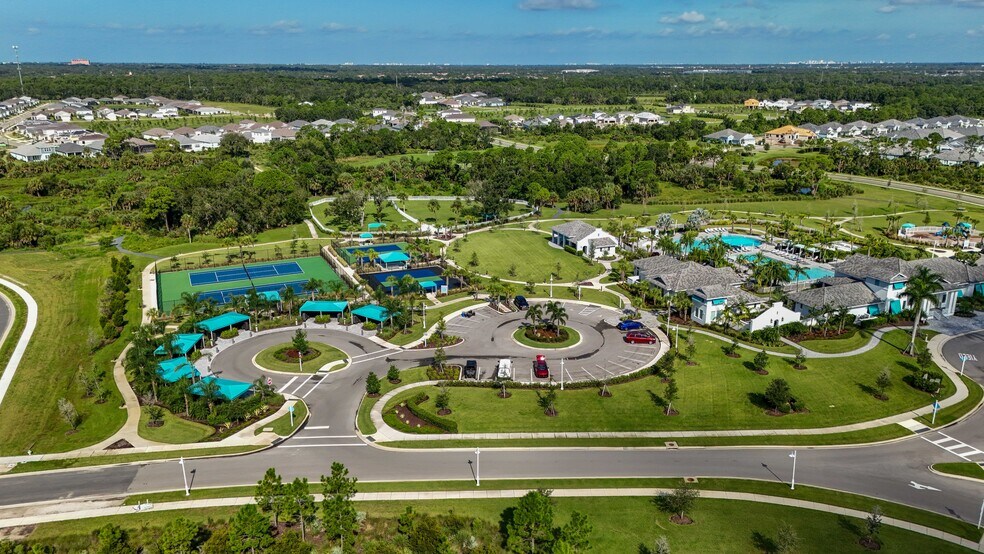 Building Photo - 9912 Crystal Isles Cir
