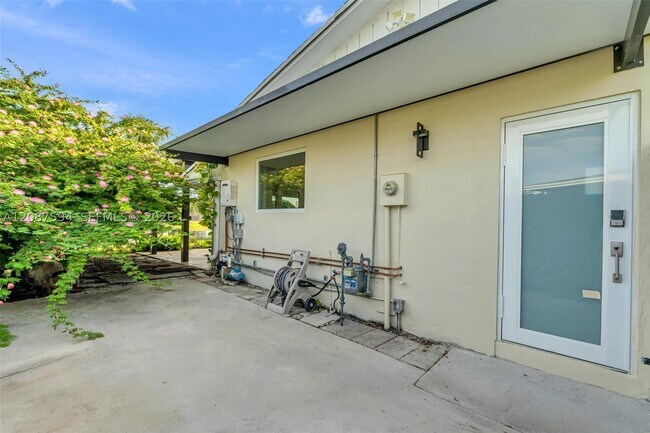 Building Photo - 14241 SW 83rd St