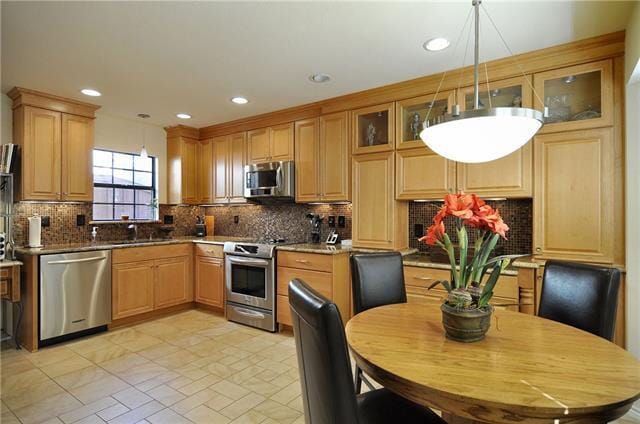 Building Photo - 4064 Windhaven Ln