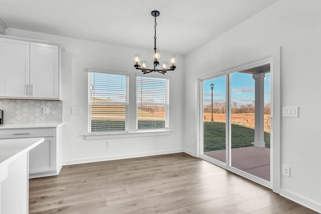 Building Photo - 2364 Woodmeadow Dr