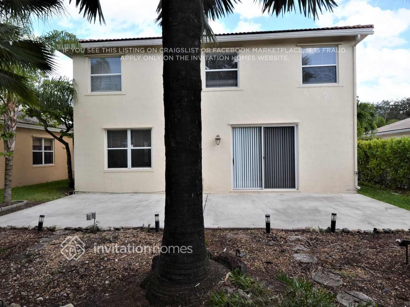 Building Photo - 7563 NW 70th Ave