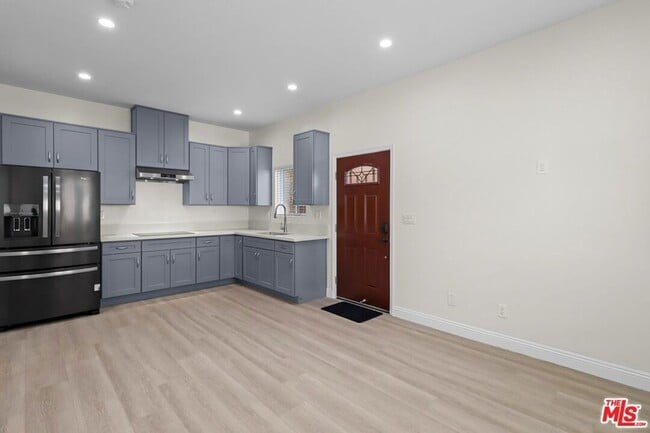 Building Photo - 2445 Harwood St