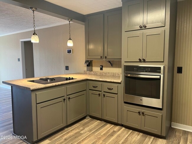 Building Photo - 1943 Northbrook Ave