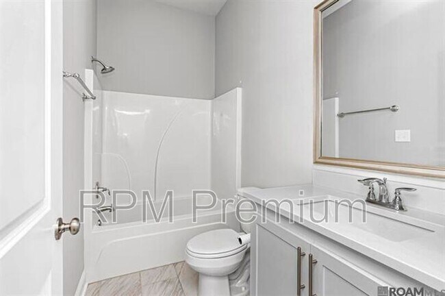 Building Photo - 3673 Spanish Trail