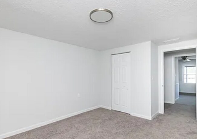 Building Photo - Huge Renovated Home in Rolling Hills!