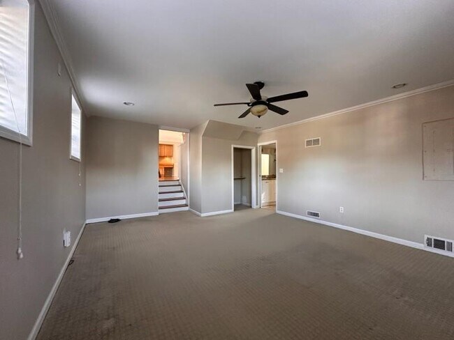 Building Photo - 1716 Mohawk Pl SE