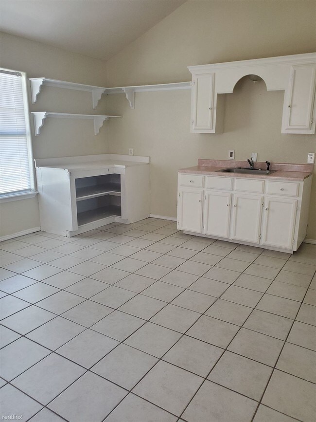 1009 E Pierce Ave 1009 E Pierce Ave Harlingen TX 78550 Apartment Finder