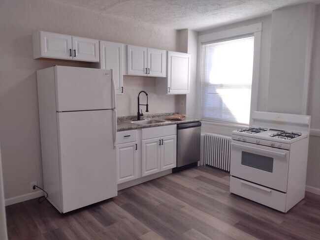 Building Photo - Beautiful Home for Rent