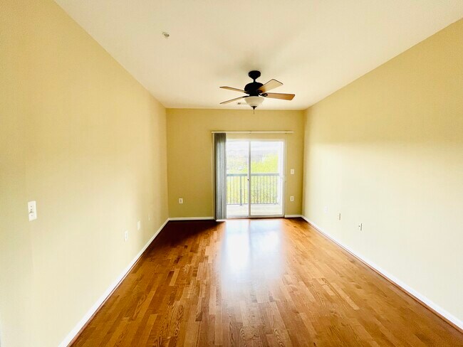 Master Bedroom - 11327 Aristotle Dr