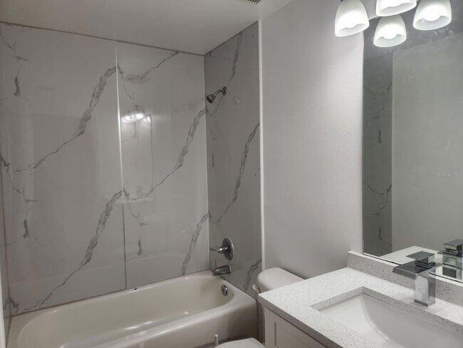 Building Photo - 10873 Windsor Walk Dr