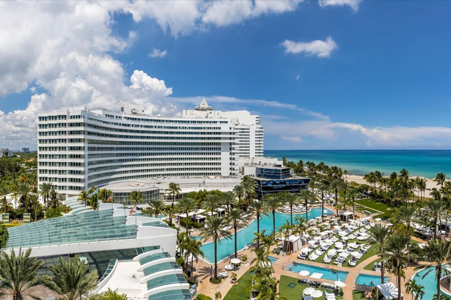 Building Photo - 4391 Collins Ave
