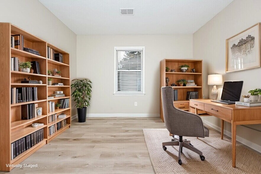 Building Photo - 120 Tanglewood Dr