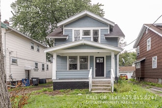 Building Photo - 3534 Almeda-