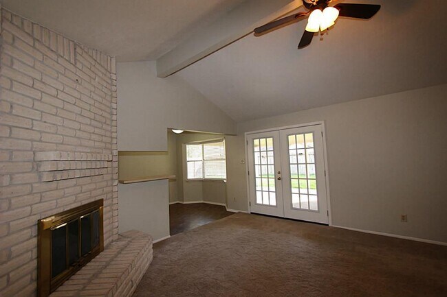 Building Photo - 4330 Maple Cross Dr
