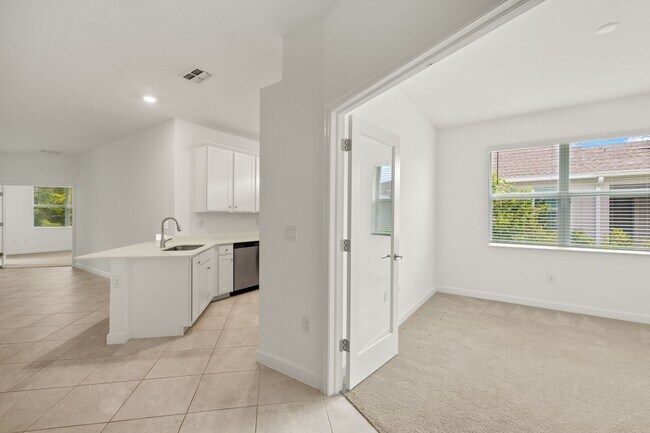 Building Photo - 9077 Leatherwood Loop