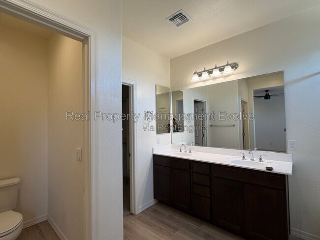 Building Photo - 5731 W Encinas Ln
