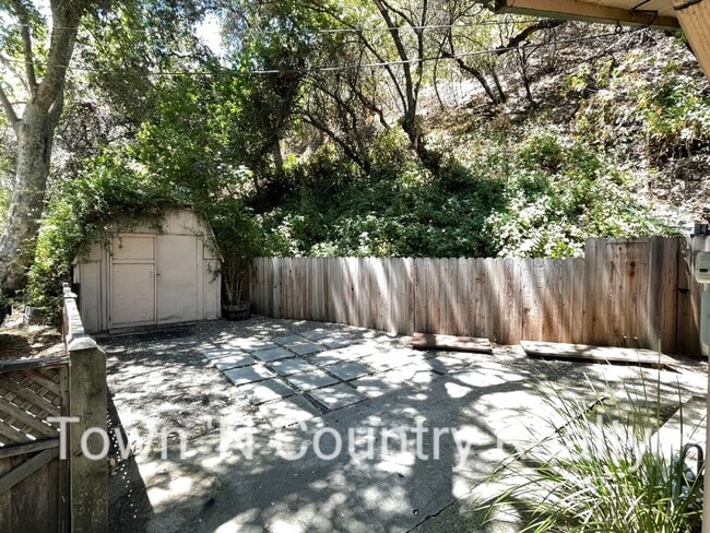 Building Photo - Charming 3-Bedroom Home in Carmel Valley –...