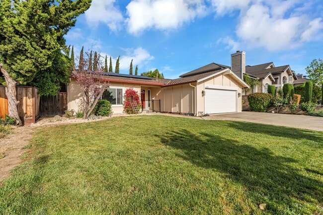 Building Photo - Stylish & Comfort Home in Prime San Jose Location