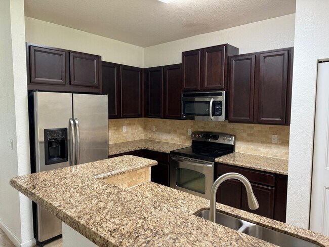 Building Photo - 9333 Silent Oak Cir