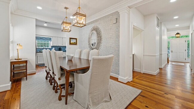 Building Photo - 20 Brandon Way