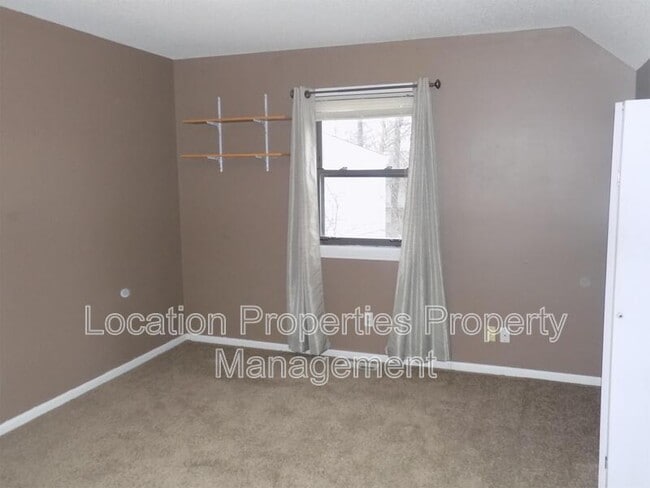Building Photo - 331 Clayton Ct