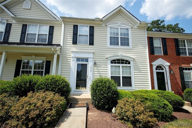 Building Photo - 444 Kingscote Ln