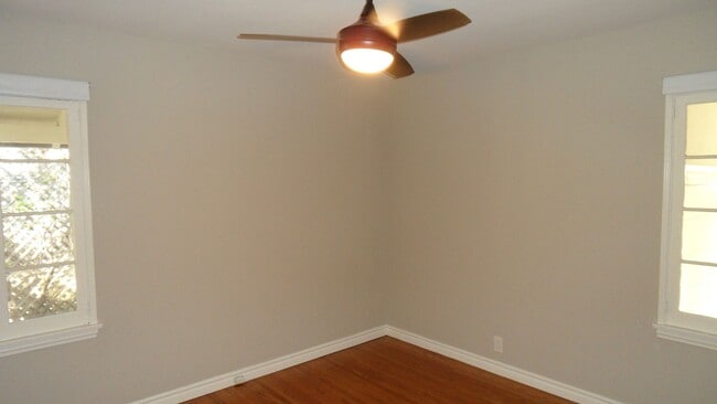Building Photo - Old Towne Orange Single-Story 2BR, 1BA w/ ...