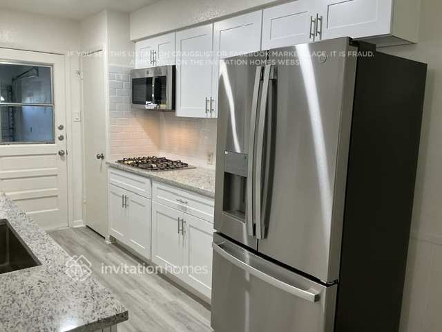 Building Photo - 3902 Paulette Dr