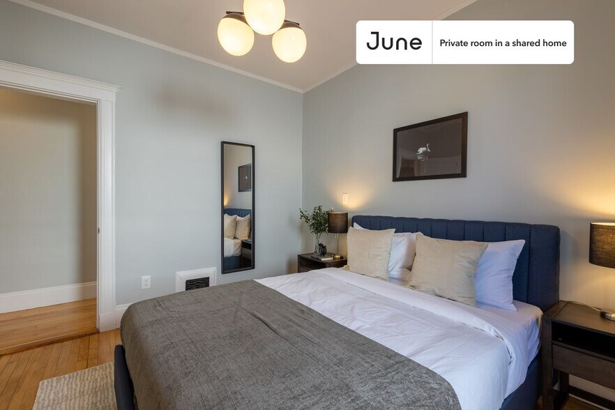 Building Photo - Room in Shared 4 bed/2 bath home