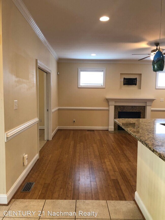 Building Photo - 5 br, 4.5 bath House - 116 Manhoac Run