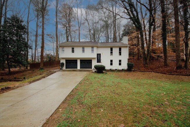 Building Photo - 1424 Shadowbrook Dr