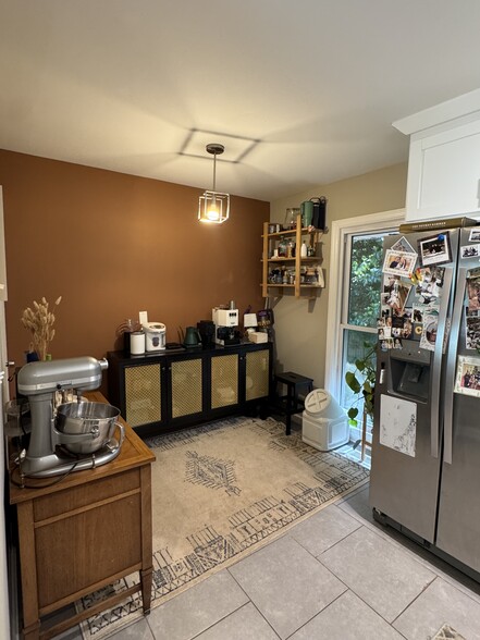 Building Photo - 2332 Tanglewood Cir NE