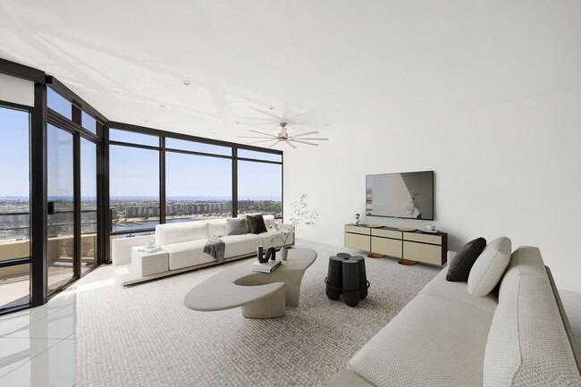 Building Photo - 4267 Marina City Dr