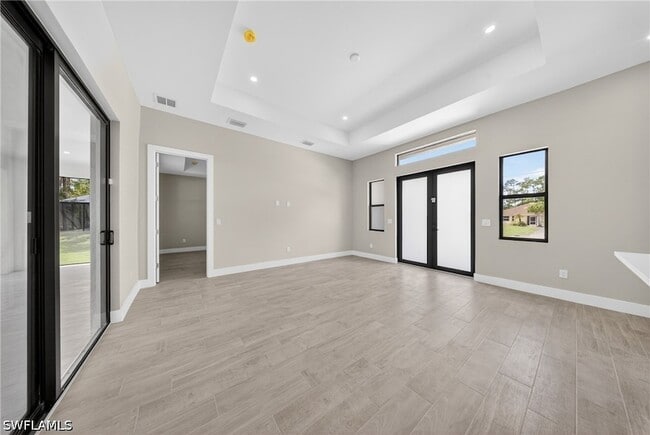 Building Photo - 1206 Moore Ave