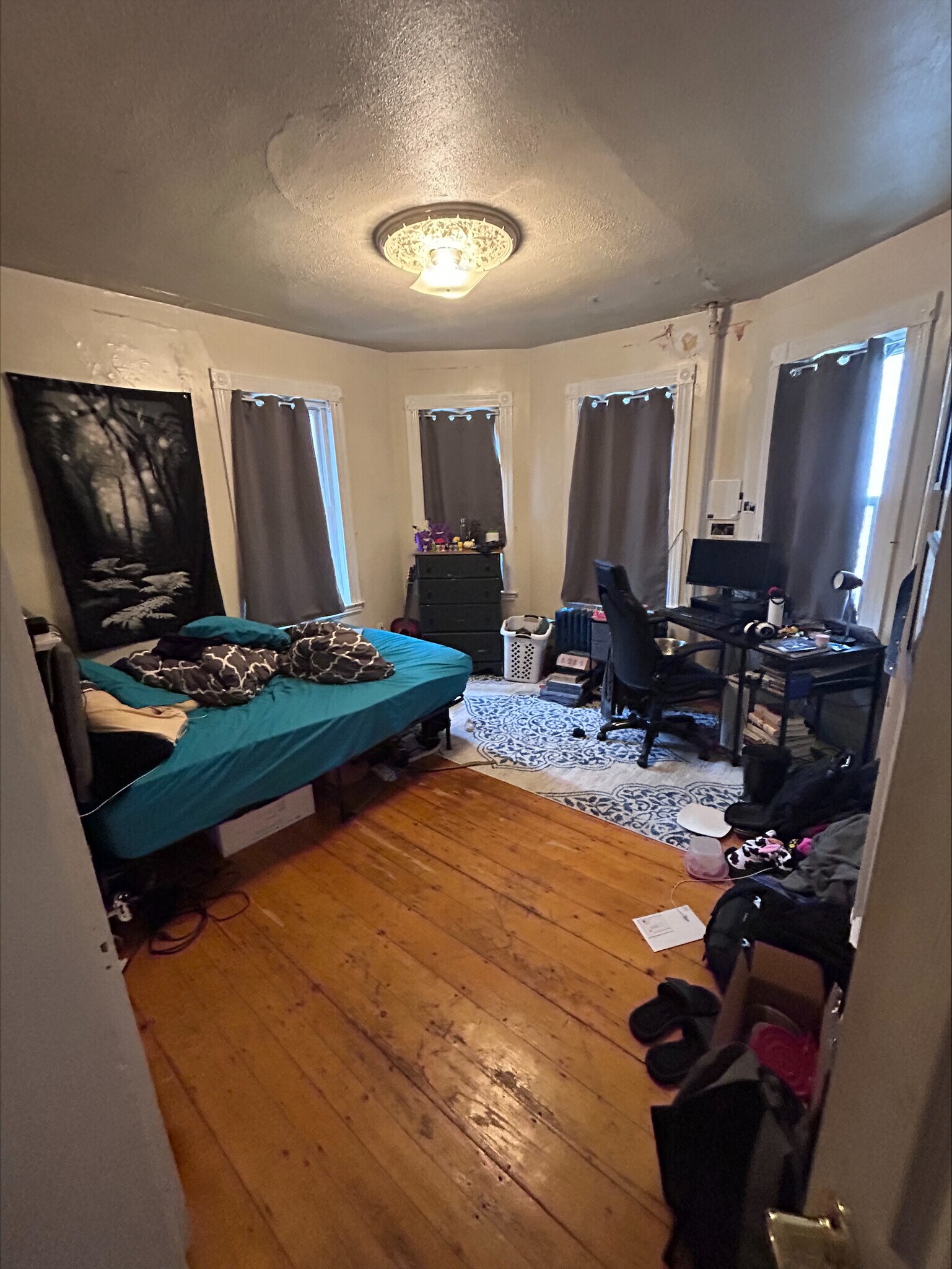 Building Photo - 55 Hillside St