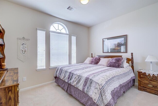 Building Photo - 21702 Alta Peak Way