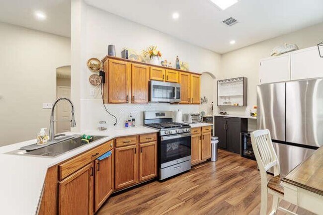 Building Photo - 213 Chandler Crossing Trail