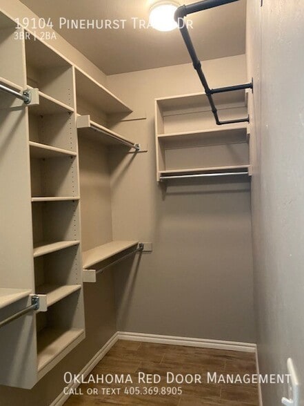 Building Photo - 19104 Pinehurst Trail Dr