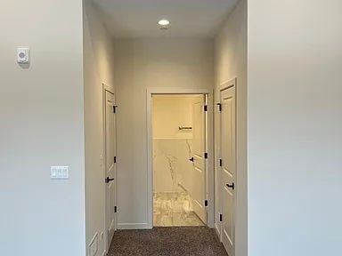 Building Photo - 790 E Irving Park Rd