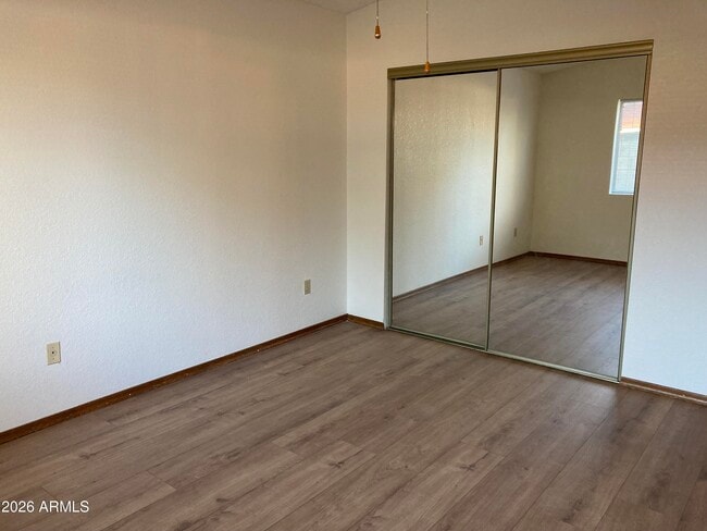 Building Photo - 314 E Campo Bello Dr