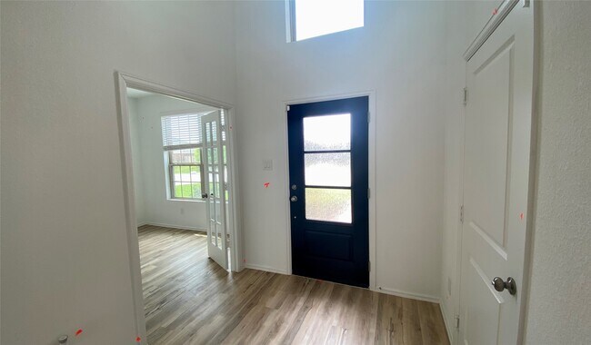 Building Photo - 26610 Daylily Grove St