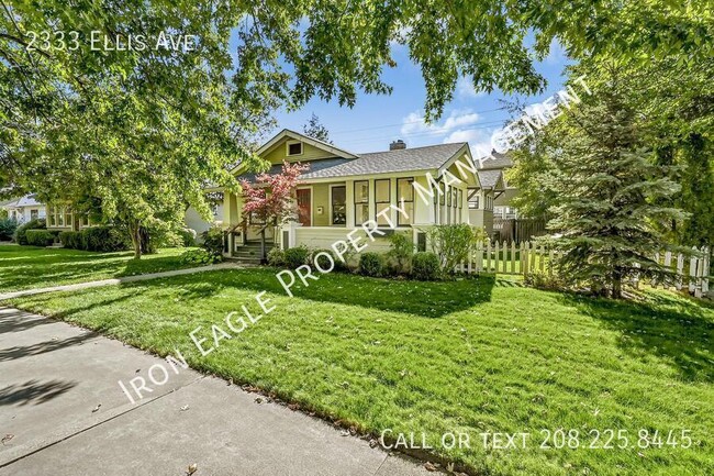 Primary Photo - 2333 Ellis Ave