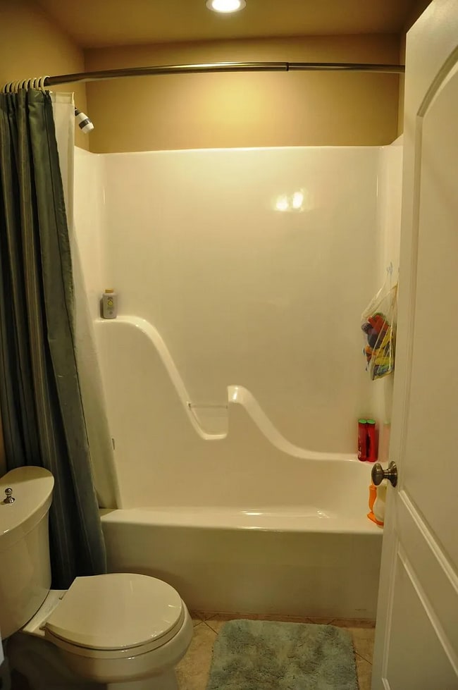 Building Photo - 4627 Sunburst Dr